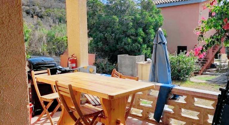 Holiday apartment with patio, yard & BBQ — photo 4