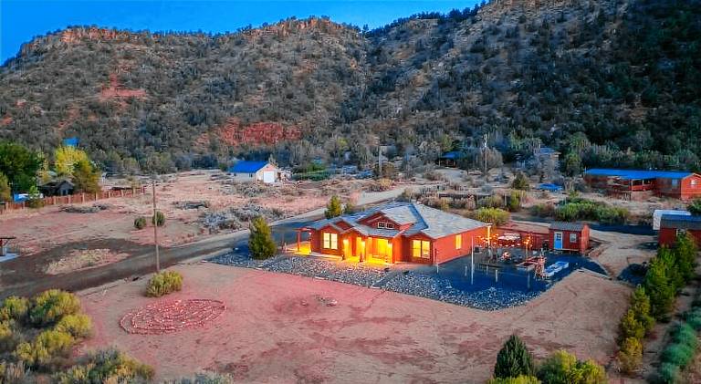 House with jacuzzi | Pet-friendly in Washington, UT