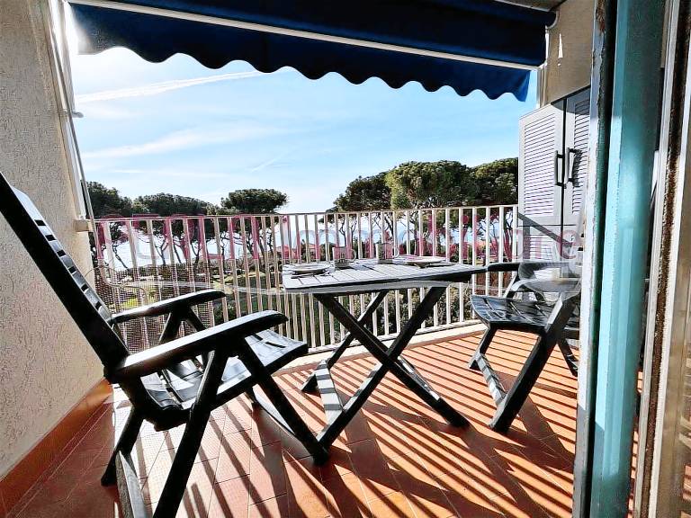 Holiday apartment with terrace | Sea view — photo 2