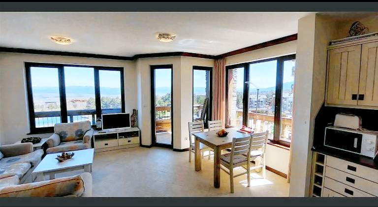Charming rental apartment with pool | Pet-friendly — photo 2