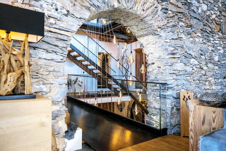 Big chalet with sauna, yard & grill | Ski nearby | Pets are welcome — photo 4