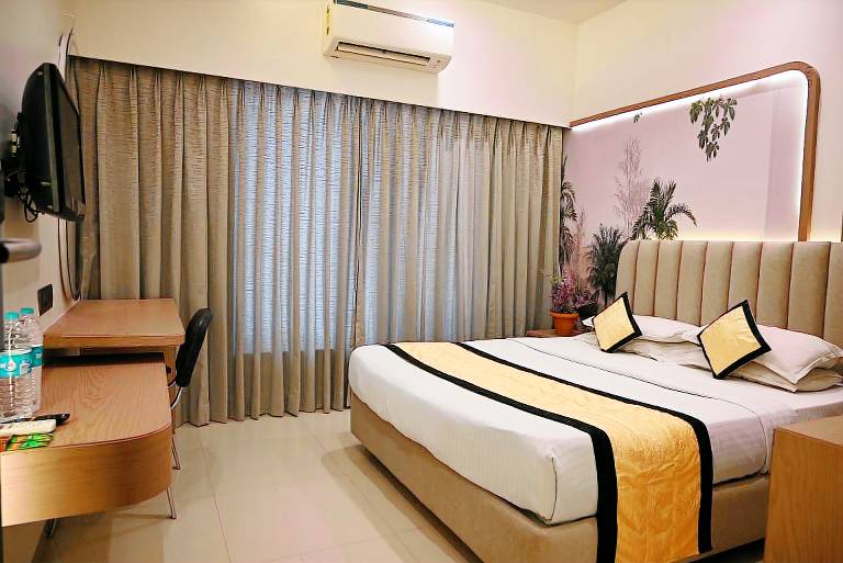 Shradha Saburi Palace Shirdi in Rahata