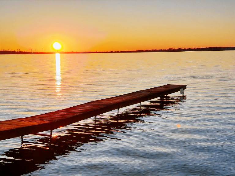     
Ferienhaus ∙ 6 Gäste ∙ 3 Schlafzimmer
