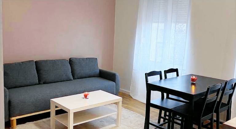 Holiday apartment | Pet-friendly in Bagnolet