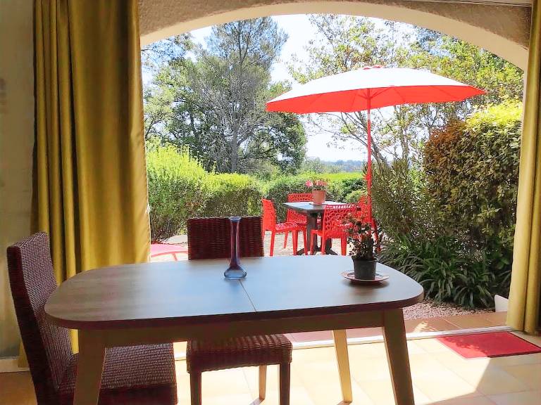 Rental apartment with grill, garden & pool | Panoramic view — photo 3