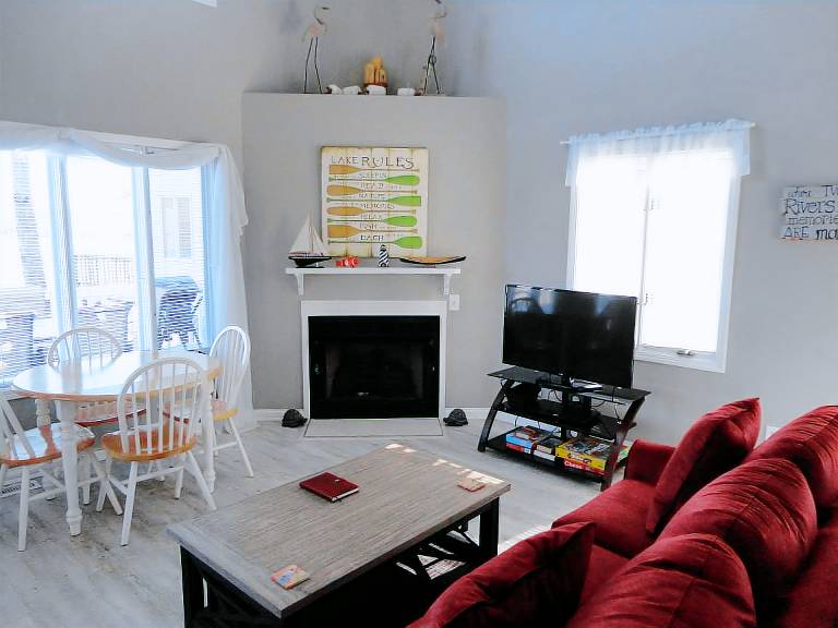 Cabin  Grand Rivers