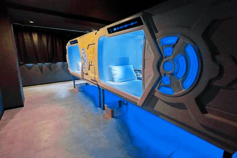 HOTEL GALAXY POD