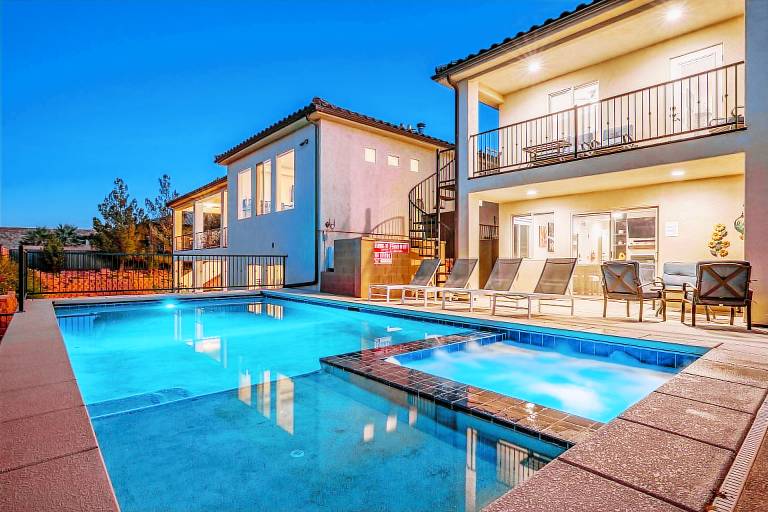 House Sand Hollow State Park