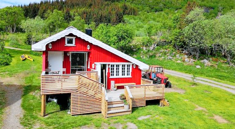 Hus  Lyngvær