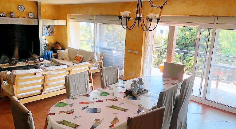 Rental apartment with patio, yard & private pool | Next to the beach | Pet-friendly — photo 3