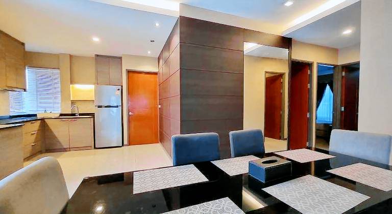 Villa with jacuzzi & pool | Pets allowed — photo 3