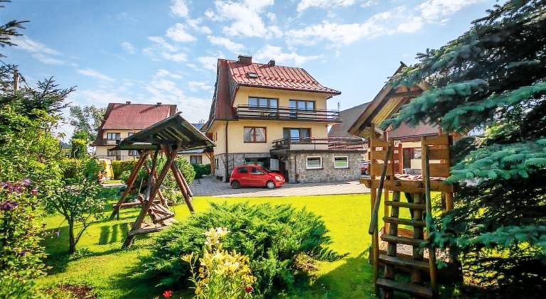 Apartment with garden, terrace & grill in Poronin