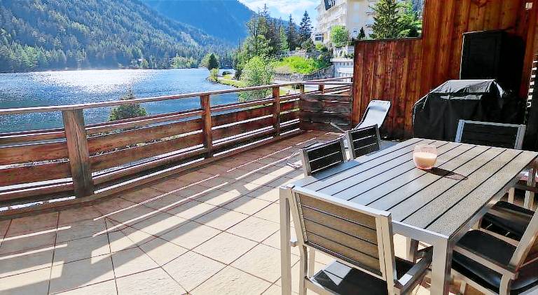 Rental apartment with pool & sauna in Bagnes