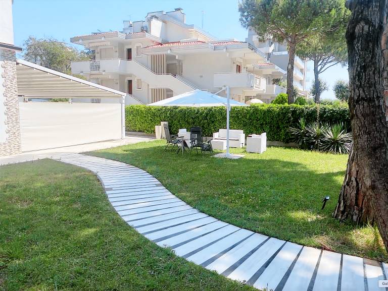 X Traversa 11 RA