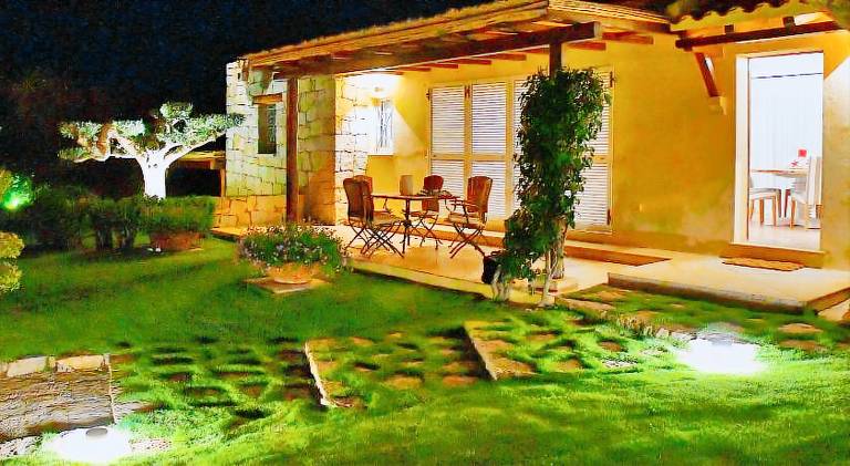 Villa with pool — photo 5