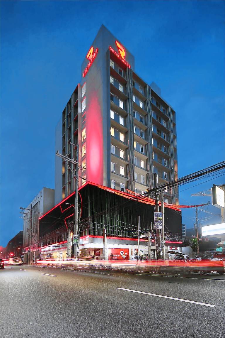Red Planet Cubao Aurora Boulevard in Quezon City
