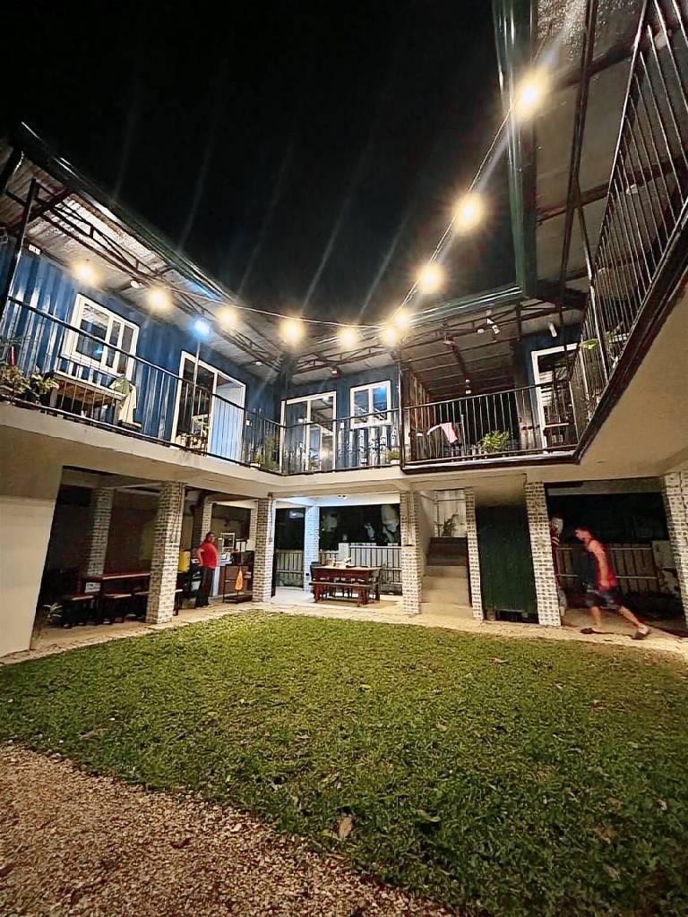 Vacation home with barbecue, pool & garden | Dogs allowed — photo 3