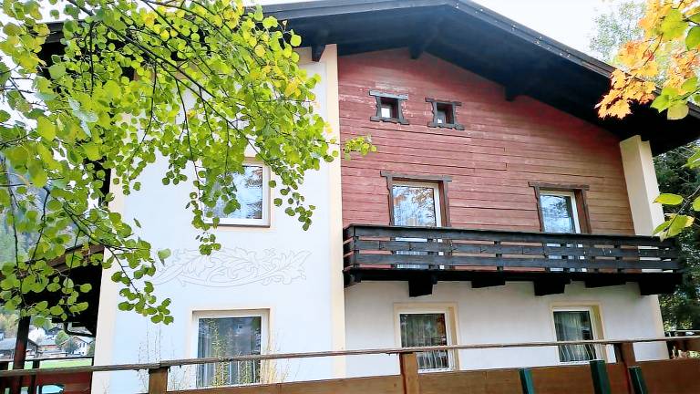 Holiday apartment with terrace — photo 2