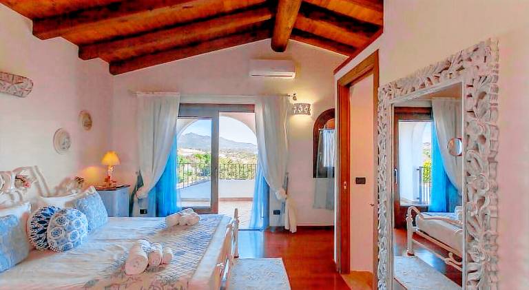 Villa with 4 rooms for 8 persons — photo 2