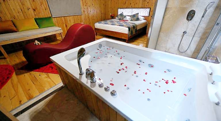 Serviced apartment with barbeque & garden — photo 3