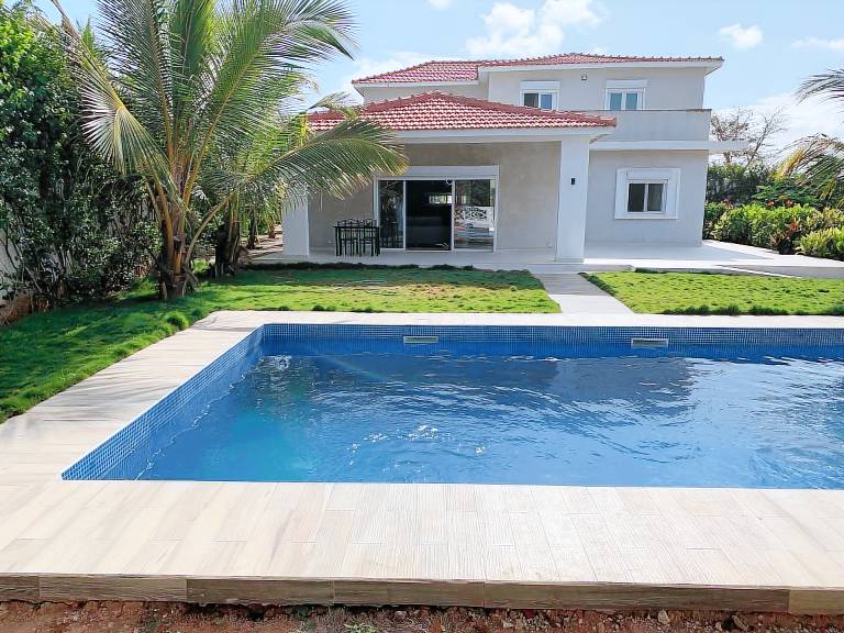Villa  Saly