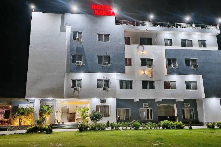 Kanha Hotel & Resort