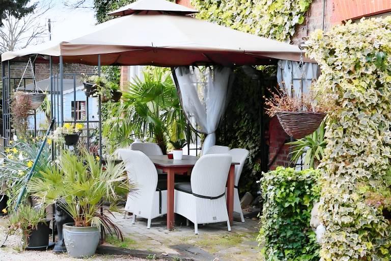 Harmondsworth Hall Guest House — photo 4