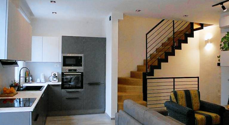 Apartment with terrace — photo 3