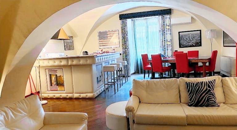 Apartment with hot tub | Near Catania Cathedral | Suitable for remote work in Catania