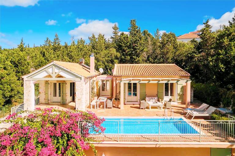 Villa  Asos