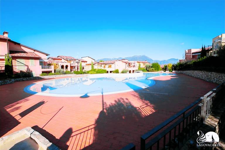 Family-oriented apartment with pool, garden & BBQ | Pets allowed — photo 5