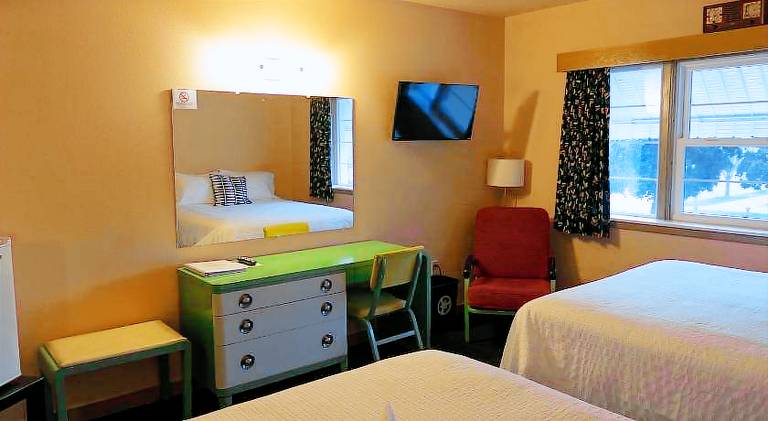 Holiday Music Motel — photo 2
