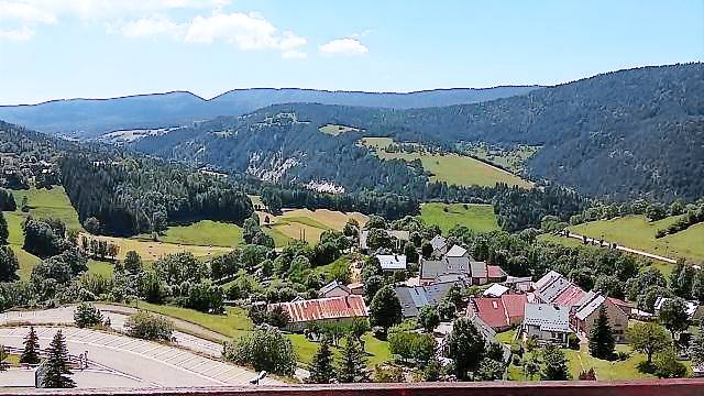 At the foot of shops, 5th floor, view mountain, balcony, 18m², Villard de Lans — photo 5