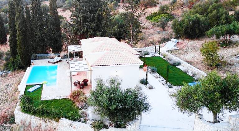 Nice villa with garden, terrace & private pool | Dogs allowed — photo 5