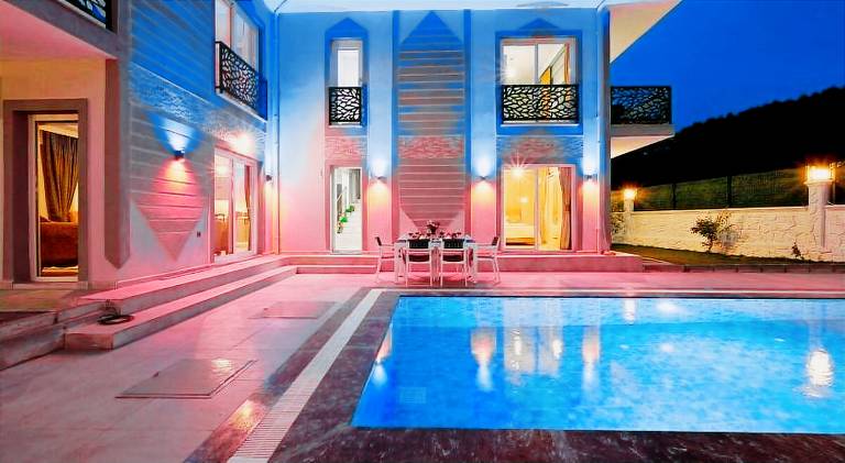 Lovely villa with pool | Pets are welcome — photo 3