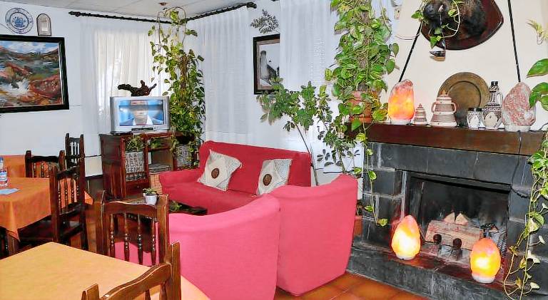 Hotel Castillo d'Acher — photo 4