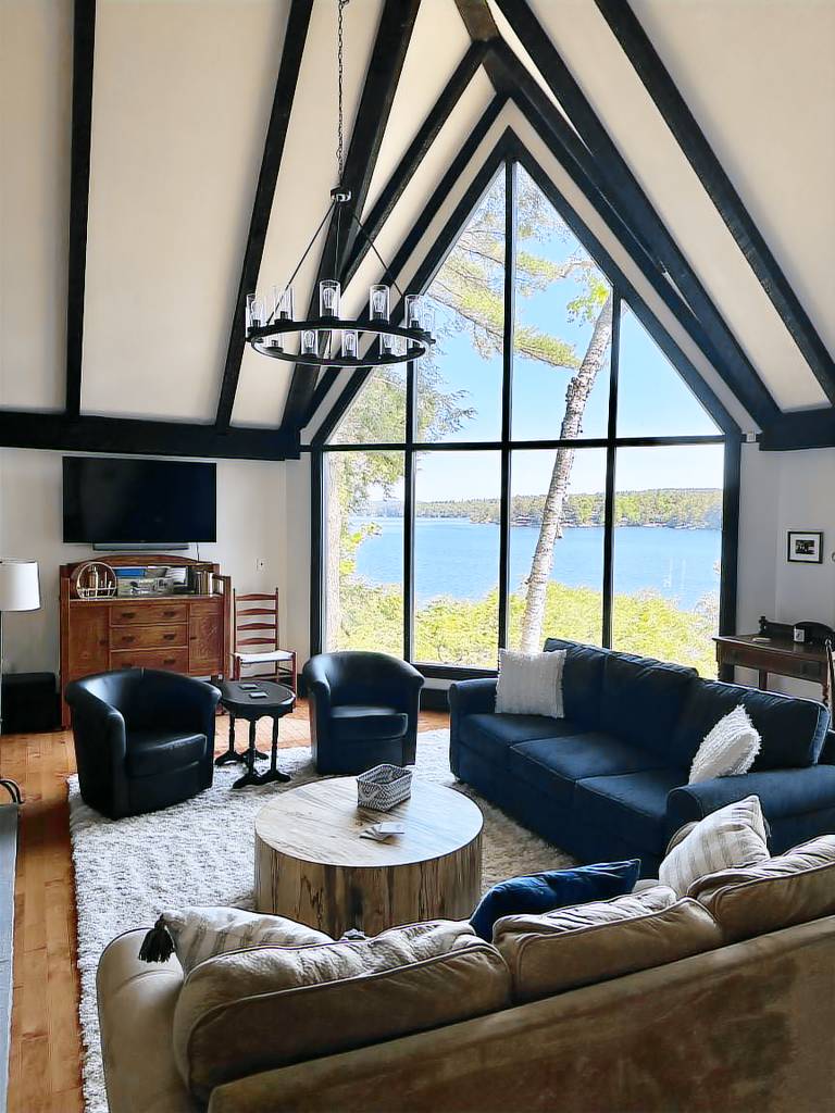 House Lake Sunapee