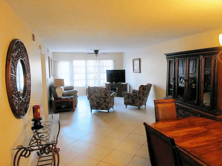 Condo Naples