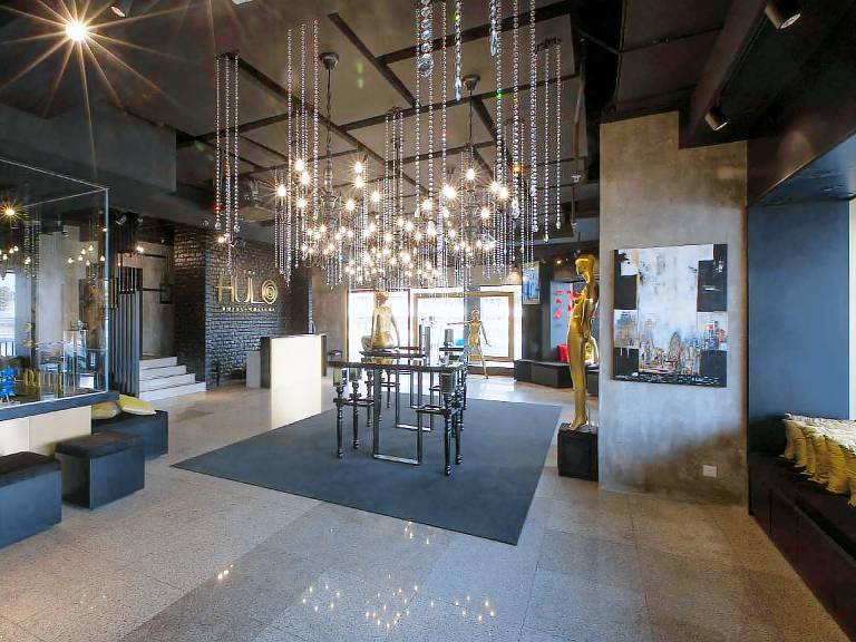 The Hulo Hotel & Gallery — photo 5