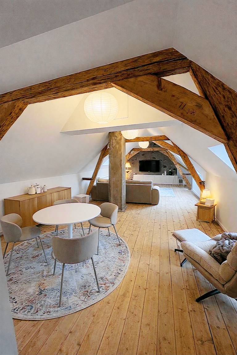 Exclusive vacation home on historic farm — photo 3
