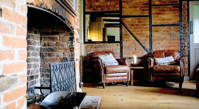 The Hawk Inn — photo 3