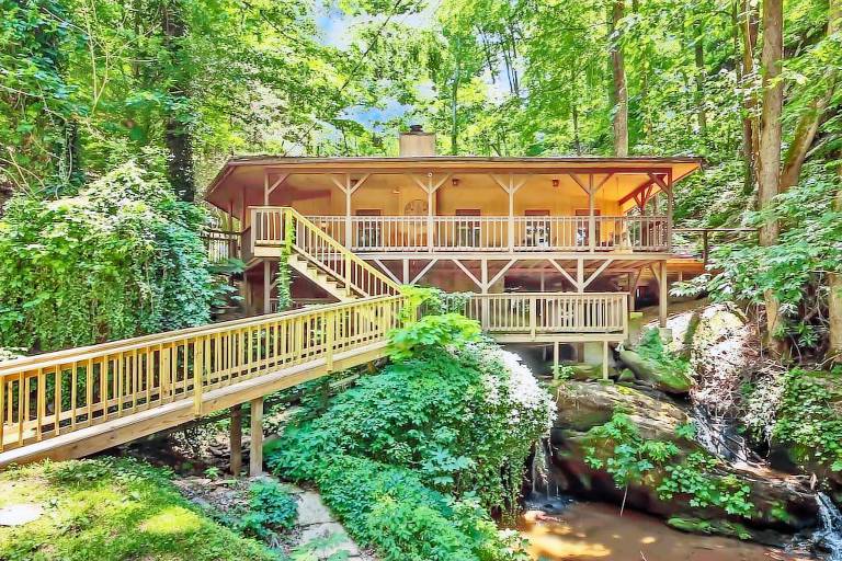 Cabin rentals in Sevierville from $138 | Wimdu