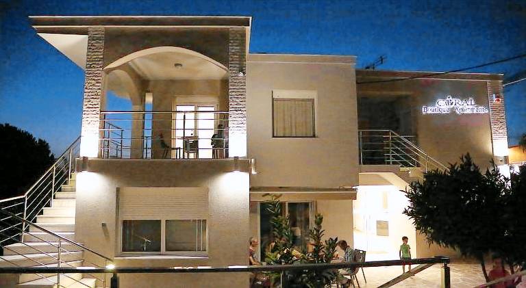 Pleasant rental apartment with terrace | Close to the beach | Pets allowed in Kavala