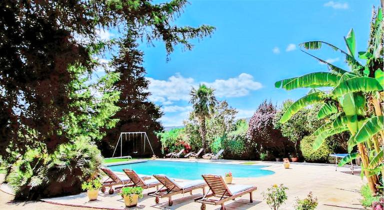 Vacation home with pool | Pets allowed — photo 3