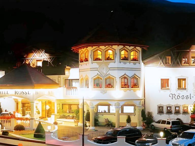 Hotel Rossl in Parcines