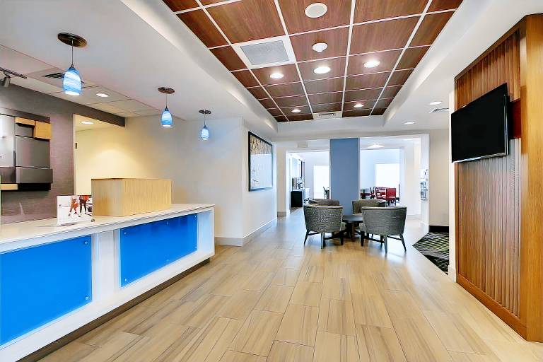 APM Inn & Suites - Jacksonville — photo 4