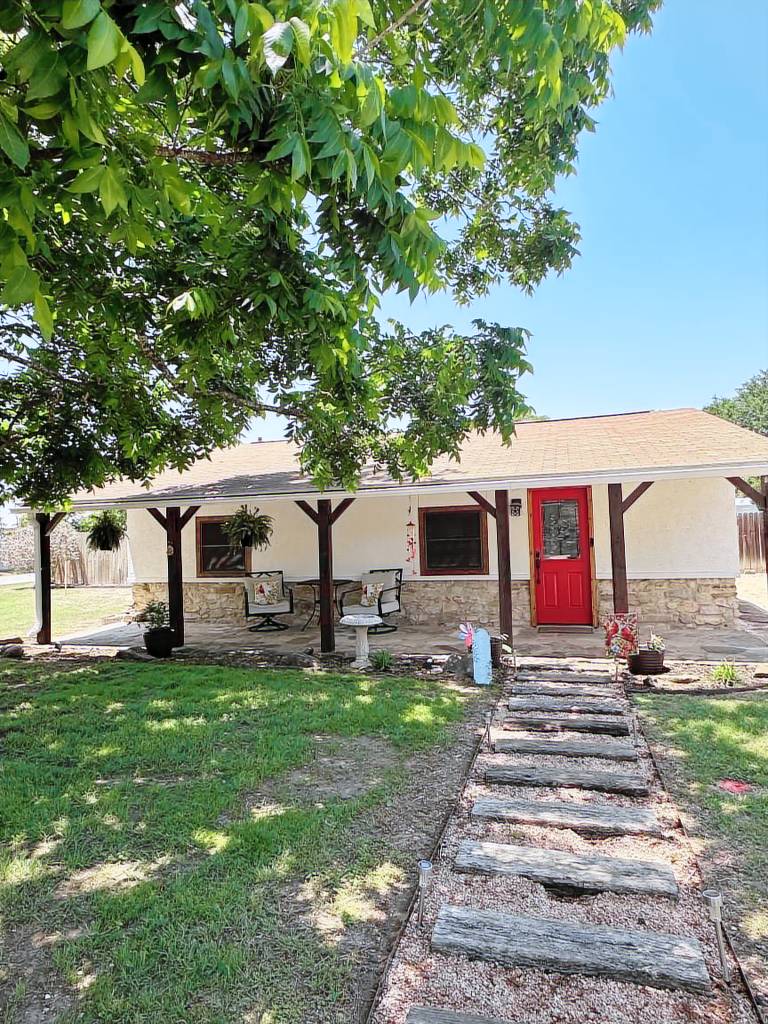 House Castroville