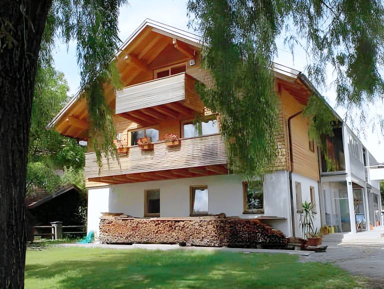 Apartment with garden in Schruns