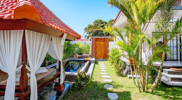Children-friendly ample villa with garden, private pool & barbecue | Good for workation | Pet-friendly — photo 2