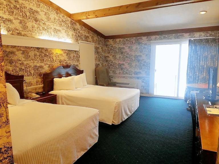 Resort  Southbridge